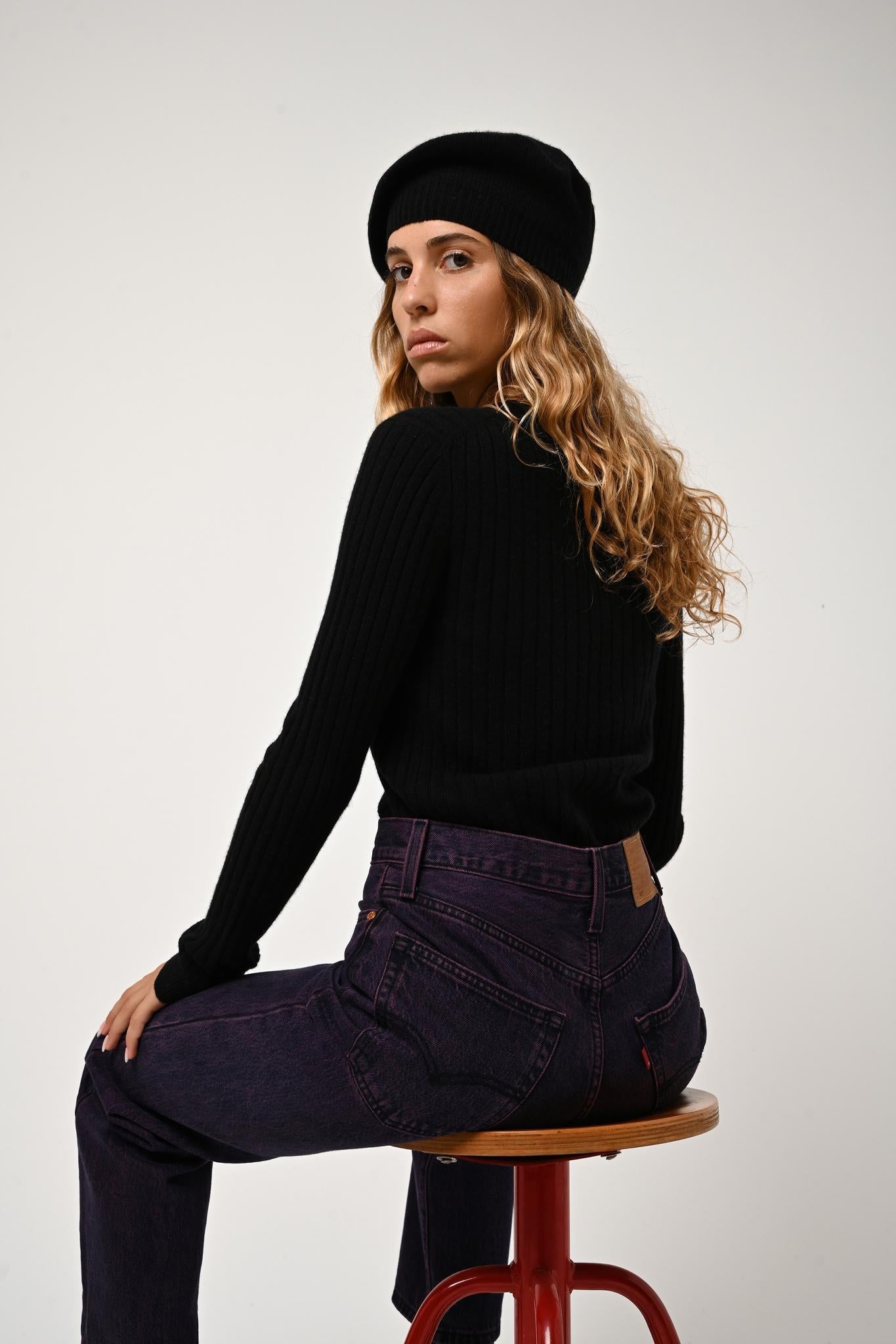 Stijlvolle Trui Met Ronde Hals