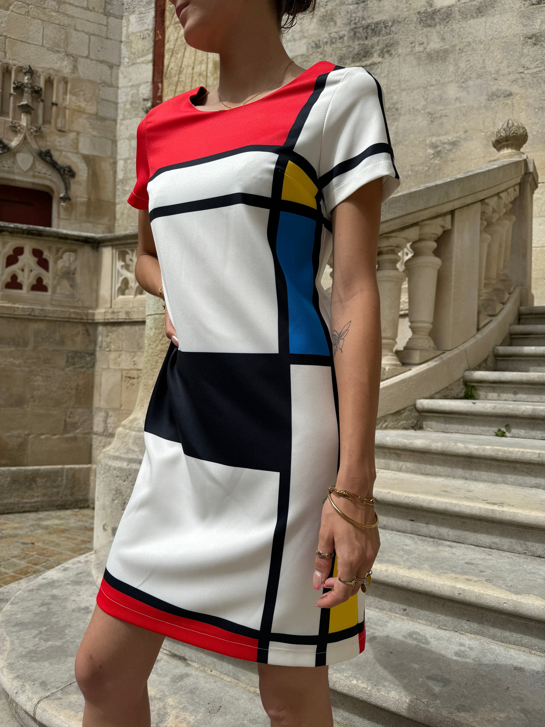 Korte Jurk Voor Vrouwen - Mondriaanprint & Retro Design