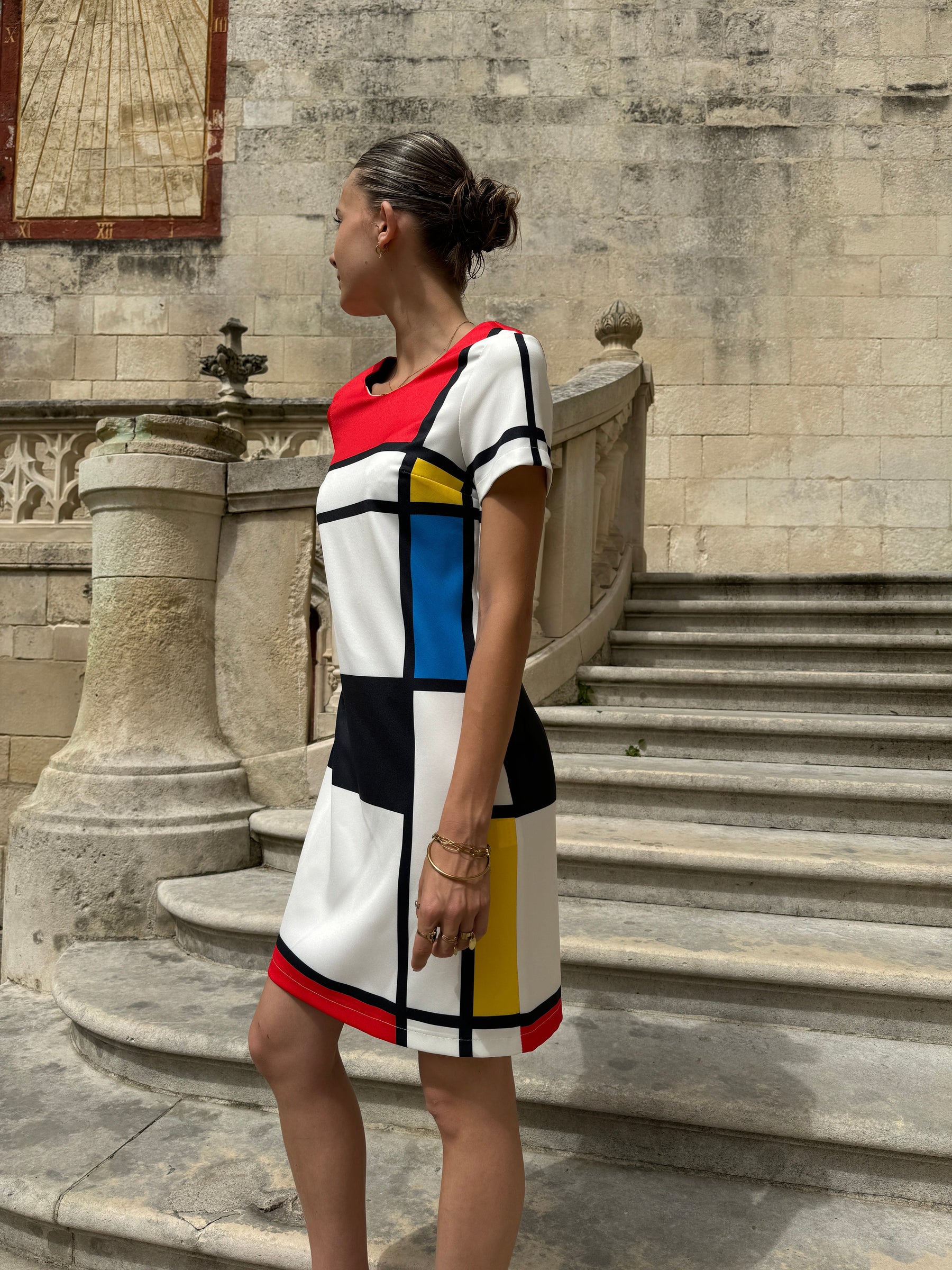 Korte Jurk Voor Vrouwen - Mondriaanprint & Retro Design