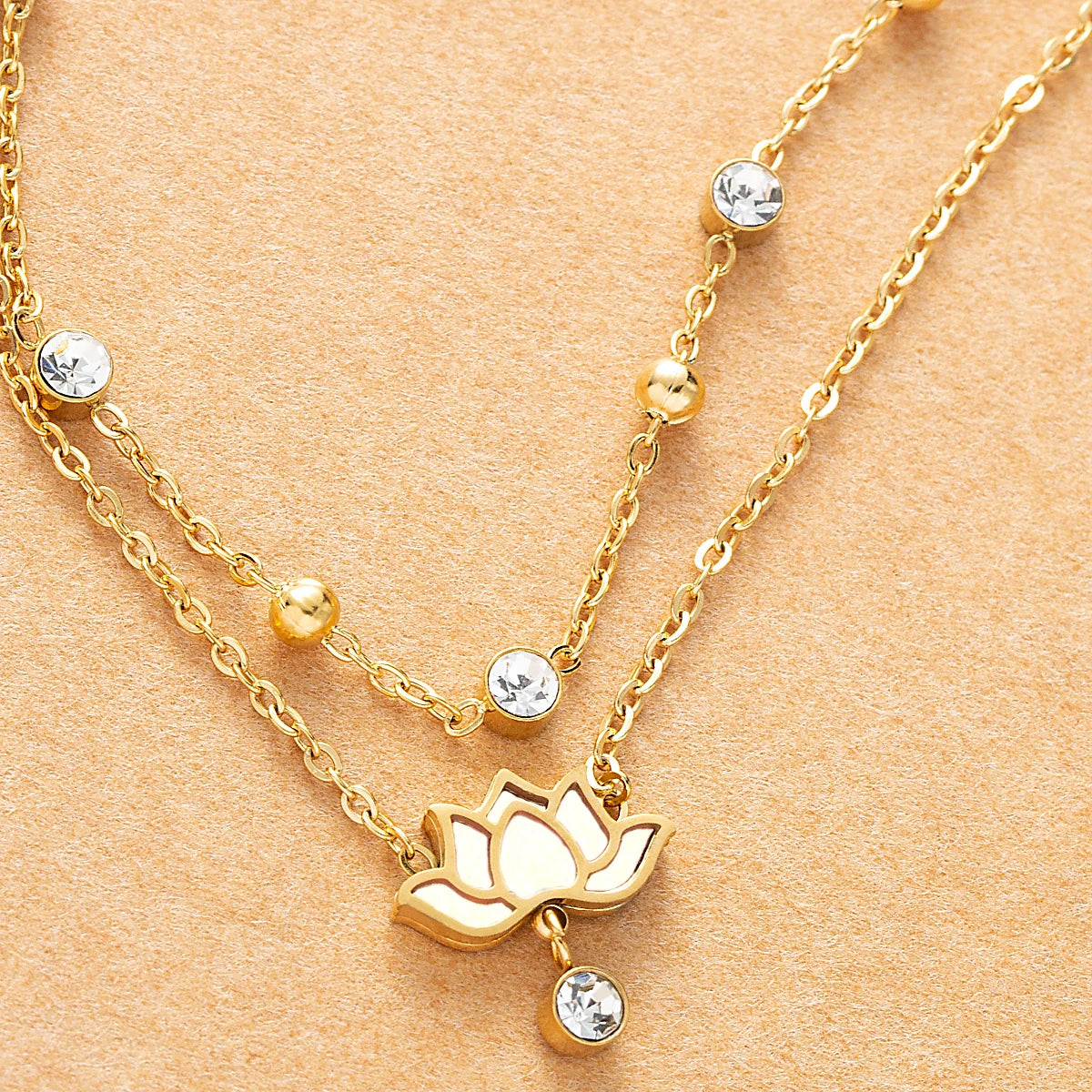 Multi Layer Lotus Enkelbandje