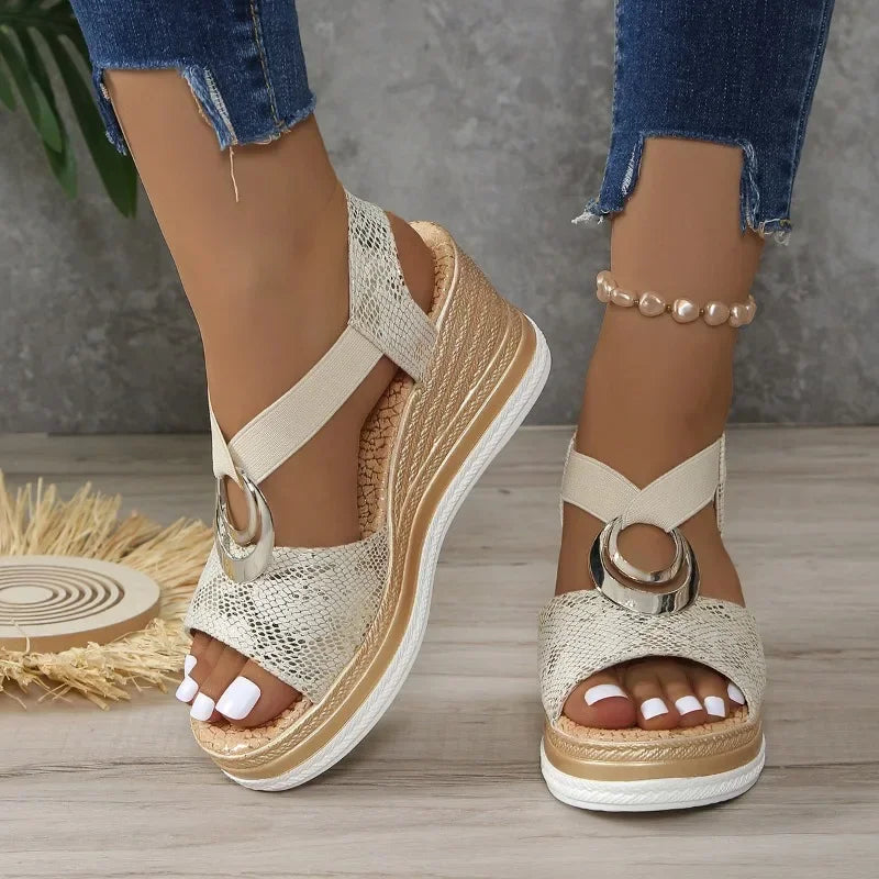 Comfortabele Sleehak Sandalen