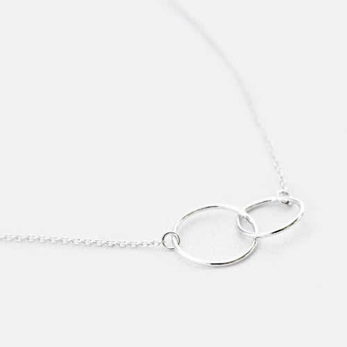 Handgemaakte Sterling 925 Zilveren Ketting met Twee Elegante Cirkels – Kies Jouw Stijl en Lengte
