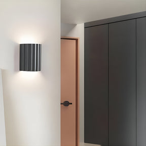 Luminara Wandlamp - Stijlvolle Hars Wandverlichting met Modern LED-Design voor Een Luxe Interieur