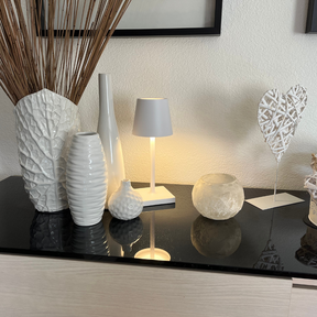 Luna Mini: Perfecte Lamp voor Romantische Avonden en Knusse Leesmomenten