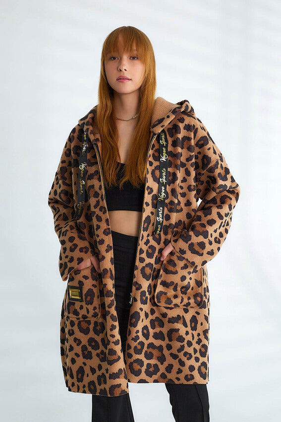 Oversized Luipaardprint Jas – Gedurfde Statement Look voor Elke Gelegenheid!