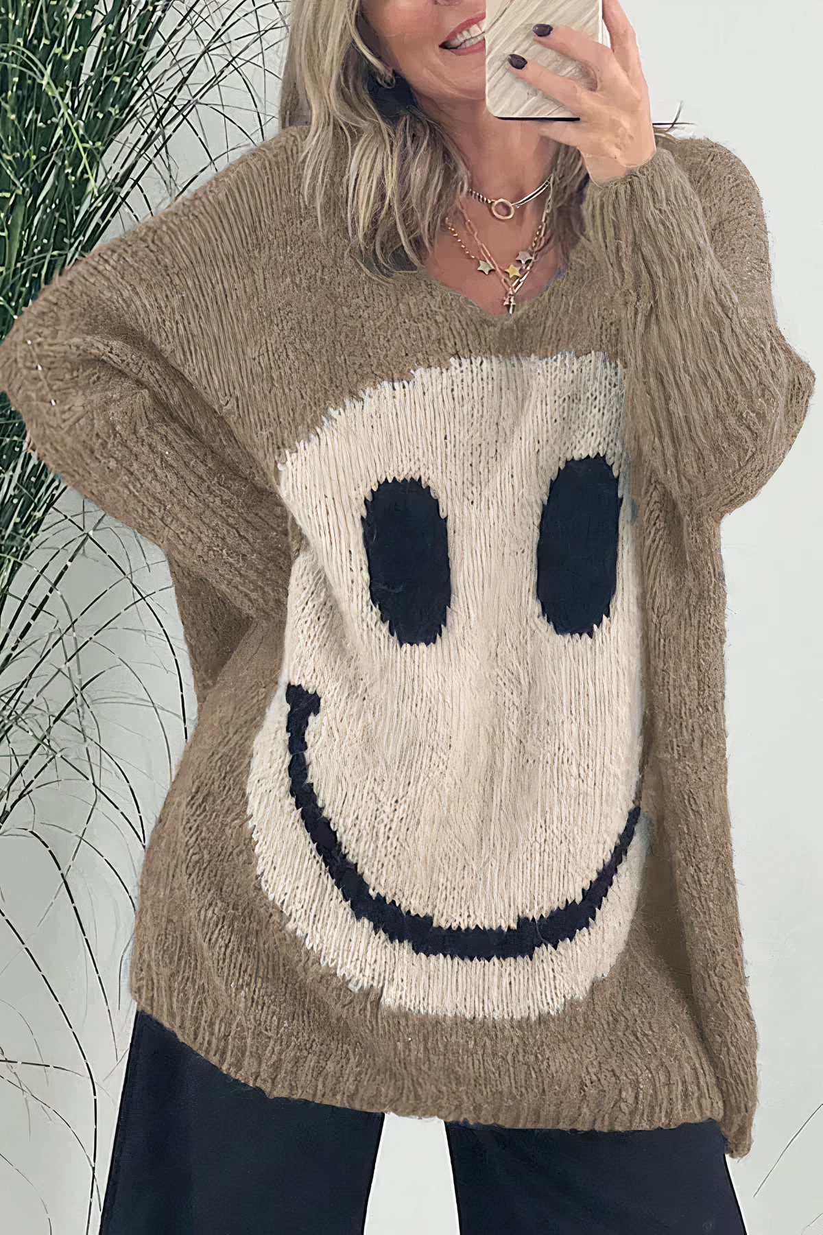 Lucy Oversized Smiley Sweater – Speelse Stijl en Comfort voor Elke Casual Look