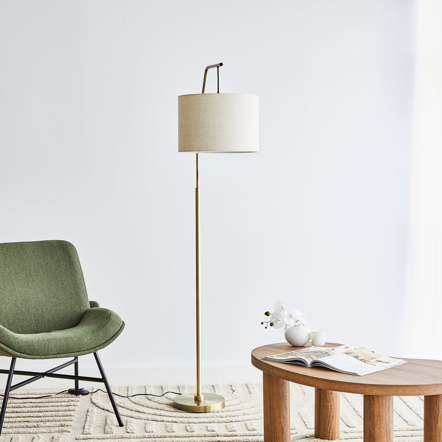 Vloerlamp - Stijlvolle 165 cm Hoogte in Goud/Zwart met Off-White Linnen Lampenkap