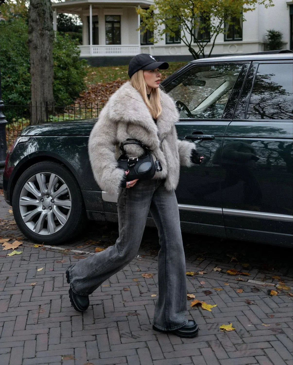 Selene kunstbontjas – Luxueuze warmte en stijlvolle elegantie voor elke gelegenheid