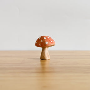 Handgemaakte Houten Paddenstoelen – Magisch Speelgoed voor Creatief Kleinwereldspel