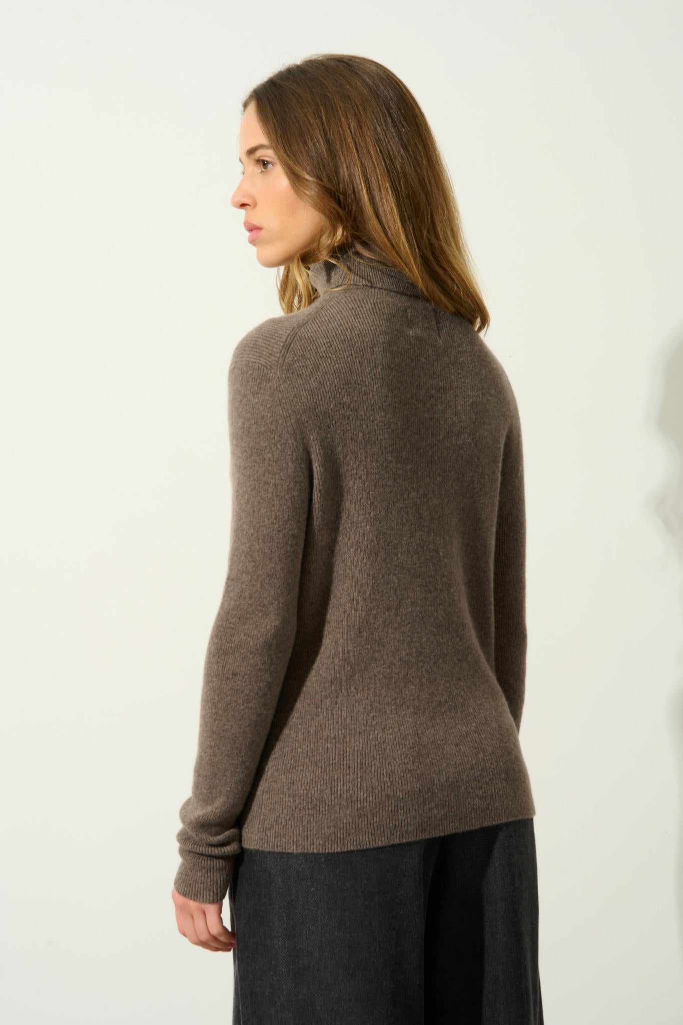 Comfortabele Jurk Met Hoge Hals