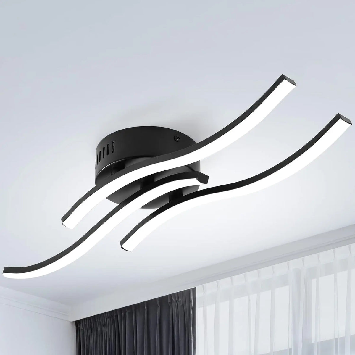 Moderne Plafondlamp met 3 Vlammen in Golfvorm - Elegante en Energiezuinige Verlichting voor Elk Interieur