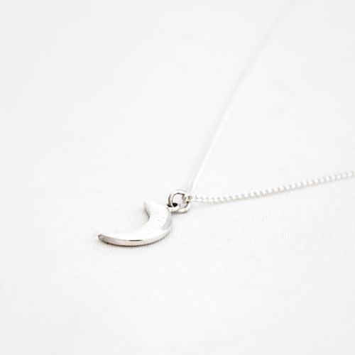 Handgemaakte Sterling 925 Zilveren Ketting met Halve Maan Bedel – Personaliseer Stijl en Lengte