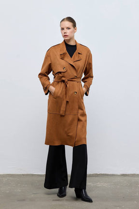 Kunstsuède Camel Trenchcoat voor Dames – Stijlvolle en Lichtgewicht Herfstjas voor Elke Gelegenheid!