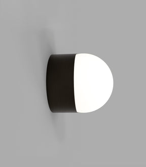 Luna Sur Wandlamp - Elegante Wandverlichting met Opale Glazen Bol en Aluminium Frame