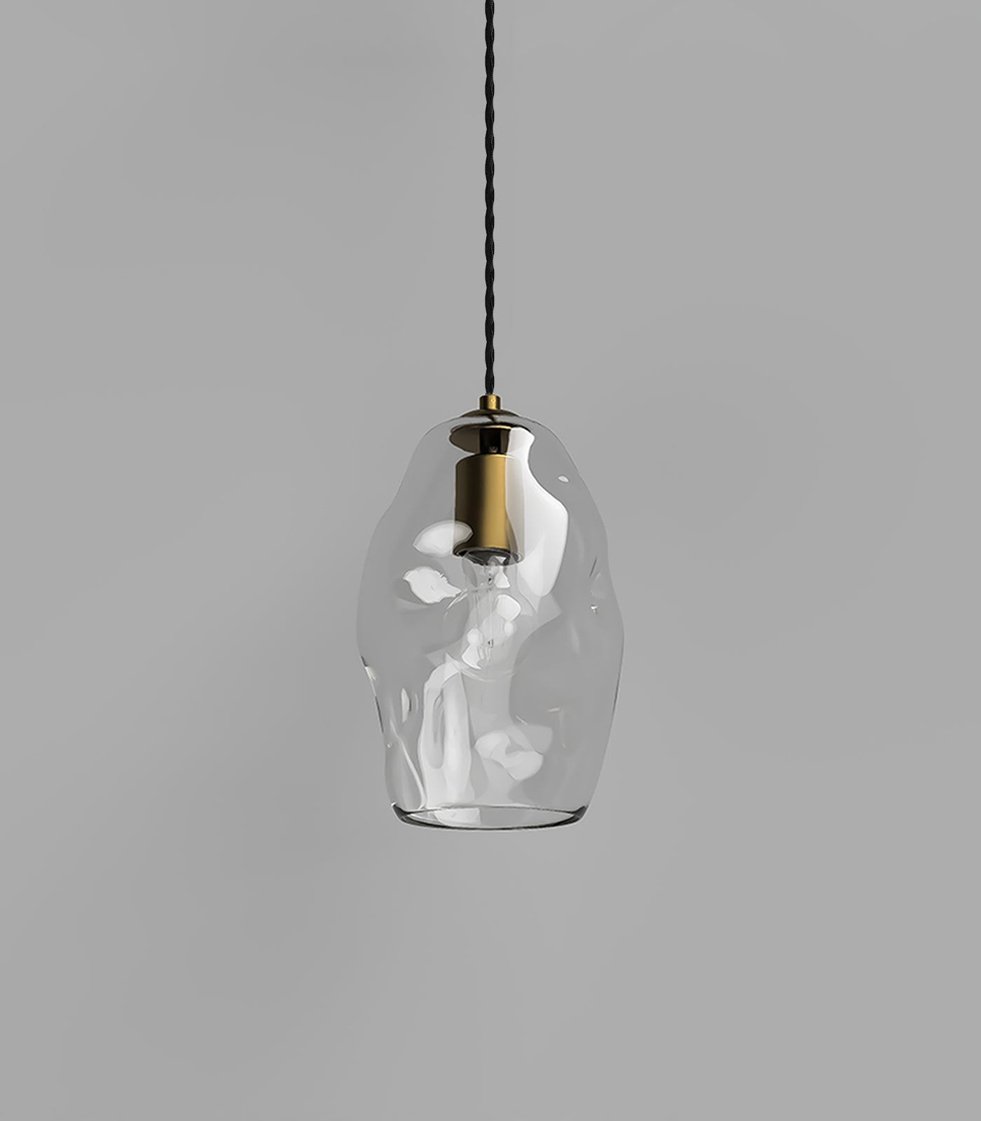 Essence Hanglamp - Uniek Mondgeblazen Glas met Oud Messing Afwerking voor Sfeervolle Verlichting