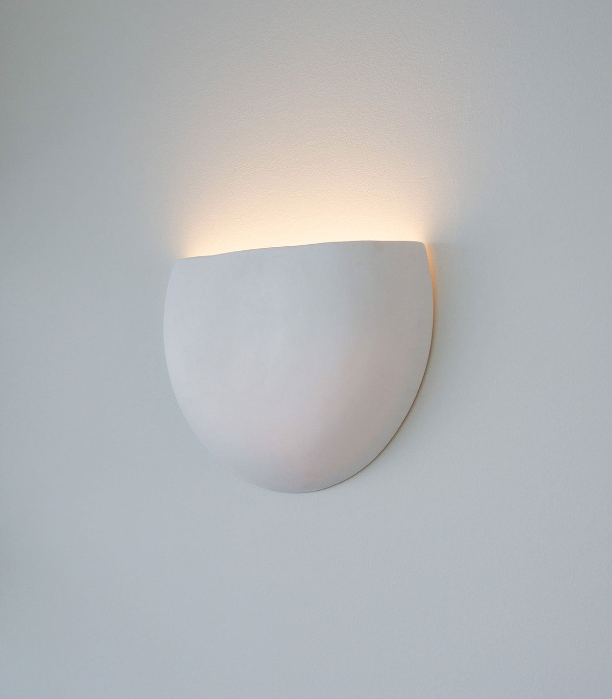 Elegante Lunaire Wandlamp – Verfijnde Sfeerverlichting in Vier Maten en Kleuren, Richtbaar voor Elke Ruimte