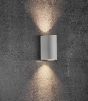 Serena Wandlamp - Minimalistisch Ontwerp met Dubbele Verlichting voor Buitenruimtes