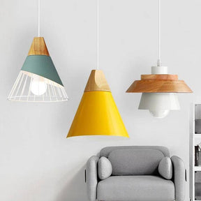 Scandinavische Metalen Hanglamp met Houten Bovenstuk – Kleur en Stijl voor Elke Ruimte