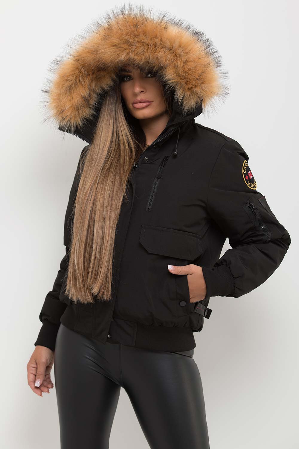 Dames Bomberjack met Faux Fur Capuchon: Warm, Winddicht en Stijlvol voor de Winter